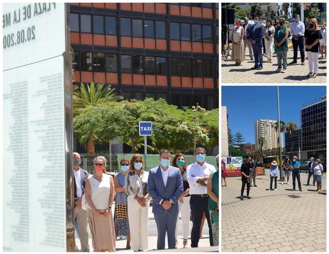 El alcalde de Telde, Héctor Suárez, entre los asistentes al acto/TA.